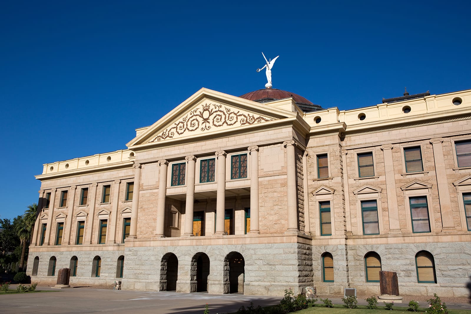Arizona’s Starter Home Push Stalls Amid Local Pushback